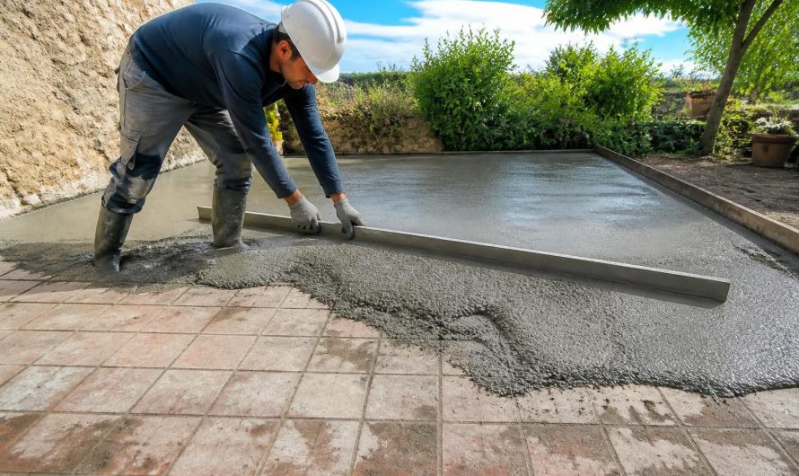 Peut-on couler une dalle béton sur un ancien carrelage extérieur